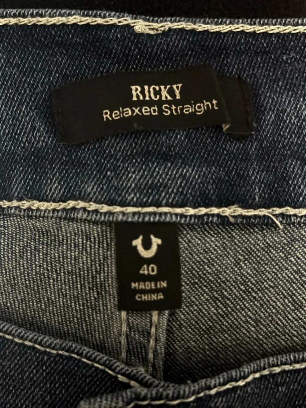 True Religion Ricky Relaxed Straight Jeans size 40 x 32